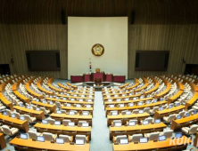 당 지도부 단속에도 ‘쌍특검법’ 이탈표 4표 발생…단일대오 흔들리나