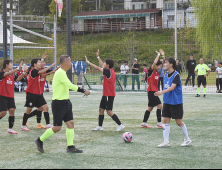 여자 축구 ‘하프타임’ 정상 등극…서울 이랜드 FC ‘2024 레울컵’ 현장