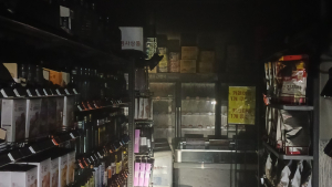 부산 구평동 신선마트 창고서 화재 발생...인명피해는 없어