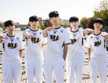 벼랑 끝서 살아난 젠지, FLY전 3-2 진땀승…T1과 4강 맞대결