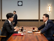 尹과 ‘빈손 회동’ 마친 한동훈, 친한계 긴급만찬 소집