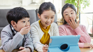 AI 디지털교과서 도입 코앞인데…전국 보수 인력 756명뿐