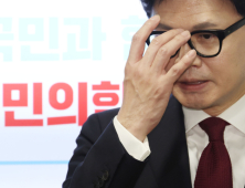 ‘꽃놀이패’ 쥔 한동훈, 尹대통령 쇄신 압박‧이재명 1심 판결 생중계 요구