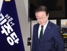 조용히 움직이는 비명계, 이재명 재판 예의주시하며 기회모색