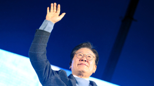 “움직이면 역풍”…비명계, 강성 당원 눈치 속 침묵
