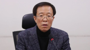 이재명, ‘임기단축 개헌’ 주장한 이석연 전 법제처장과 28일 회동