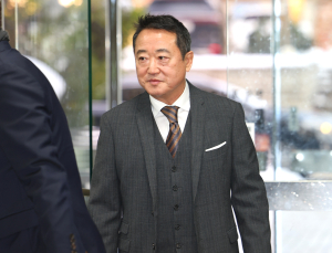 ‘인보사 사태’ 이웅열 코오롱 명예회장 1심 무죄…기소 4년 10개월 만