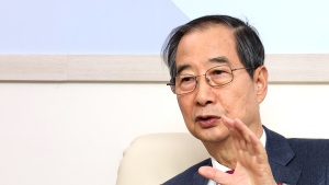 한 총리 “내수 활성화 힘쓸 것…추경할 단계는 아냐”
