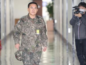 檢, ‘계엄 내란’ 여인형 소환 조사…현역 군인 첫 피의자