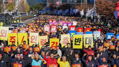 철도파업 6일차, 코레일 노사 대화 재개…열차 운행률 75.9%