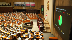 내란 혐의 ‘상설특검’ 본회의 통과…윤석열 수사 포함 [쿠키포토]