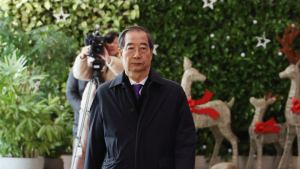 한덕수 권한대행, 정진석 면담…“모든 정부조직, 韓 대행 지원”