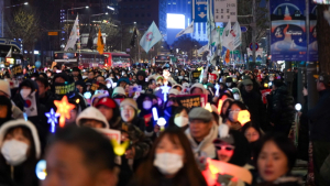 탄핵안 가결 첫 주말 집회 “윤석열 사퇴하라”