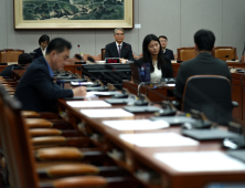 국민의힘‚ 직접 추천한 조한창 인사청문회도 불참