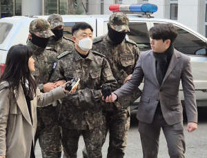 공수처, ‘계엄 모의 의혹’ 문상호 정보사령관 군검찰 이첩