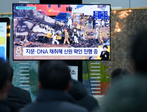“같이 여행한 18명 중 혼자 살았다”…유가족 ‘사고원인’ 질타