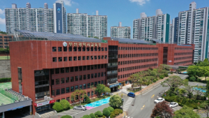 부산시 교육감 재보궐.... 보수·진보 진영 '전운 '감돌아