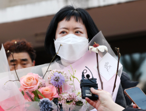 ‘친부 살해 혐의’ 무기수 김신혜, 사건발생 24년 만에 재심서 무죄