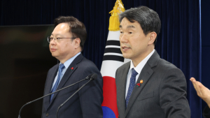전공의 복귀하면 수련·입영 특례…“2026년 의대정원 원점서 협의”