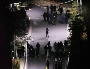 尹측 “위법한 영장 집행…관저 불법 침입시 경호처 매뉴얼에 의해 업무 수행”