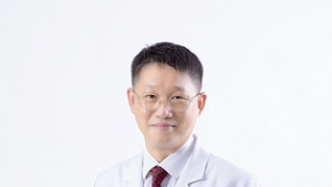 꽁꽁 언 날씨에 심해지는 허리 통증, 한방 치료로 해결 [건강 나침반]