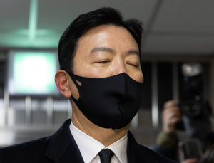 경호처 ‘강경파 2인방’ 경찰 출석…김성훈 이어 이광우도 체포