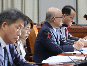 인권위, 오늘 ‘尹 방어권 보장’ 안건 재상정할까
