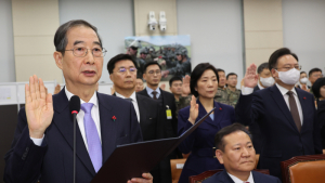 한덕수 총리, 이재명 겨냥 “정치권이 은행 만나는 것 신중해야”