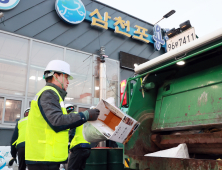 박동식 사천시장, 환경미화원과 쓰레기 수거활동 전개...현장중심 민생소통