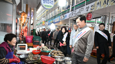 김태흠 충남지사, 전통시장 찾아 소통·격려 [힘쎈충남 브리핑]