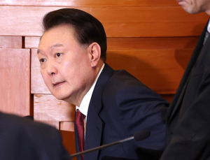 ‘尹 탄핵심판’ 변론, 오는 4일 재개…이르면 ‘이달 결론’ 전망