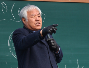 경찰, ‘내란선동’ 혐의 전광훈 입건