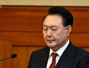 尹, 헌법재판소 도착…탄핵심판 세 번째 출석 