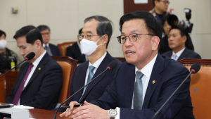 내란 청문회, 최상목 첫 출석…여야 ‘마은혁 임명’ 두고 충돌