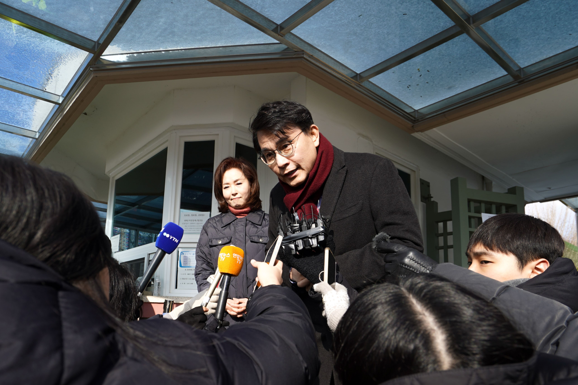 윤상현‚ 尹 접견 뒤 “헌재 나가보니 곡해돼 있다고 전해”