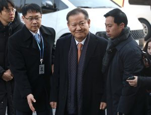 이상민 “언론사 단전·단수 쪽지 윤 집무실서 봐, 지시는 없었다”