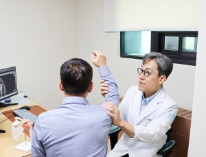 어깨통증 방치하다 수술까지, 회전근개 파열 치료법은 [건강 나침반]