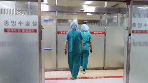 같은 의사라도 ‘부익부 빈익빈’…필수의료 이탈 심화 [의료 난맥➂]