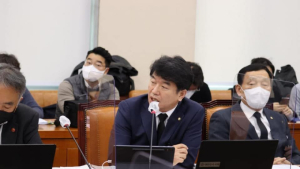 문진석 “김대중·문재인·이해찬은 맞고 이재명은 틀렸나” 