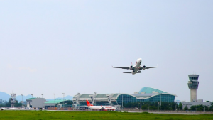무안국제공항, 여객기 참사 56일만에 의료·교육 훈련 비행 재개