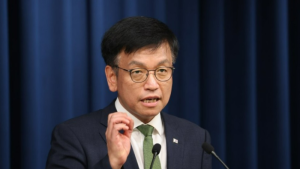 “2.2조 전동차 사업, 현대로템 최종 선정에 감사”…최상목, 모로코 국왕에 서한