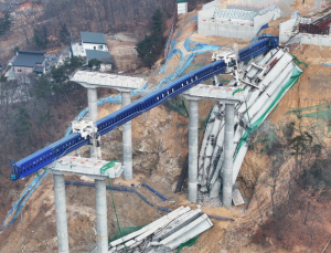 ‘고속도로 붕괴’ 시공사 현엔 공사장 22곳 안전감독 실시 착수 
