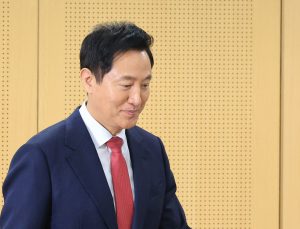 오세훈 관용차 털렸다…경찰, 용의자 추척 중