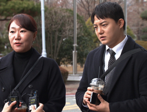 檢, ‘명태균 의혹 폭로’ 강혜경 조사…오세훈 여론조사 의혹 집중 조사