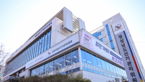 경남선관위, 재·보궐선거 선거운동 위반 혐의로 자원봉사자 고발