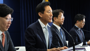 고개 숙인 오세훈 “토허제 해제 후 부동산 변동성 커져…송구스러워”