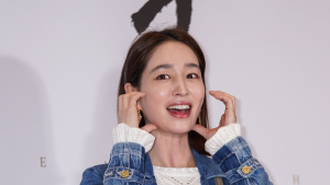 ‘내조의 여왕’ 이민정‚ 영화 ‘승부’ 시사회 나들이