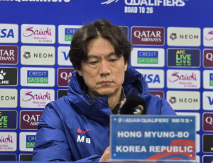 또 비긴 홍명보 “밀집 수비 깨는 법 분명 있어…마무리가 안 됐다”