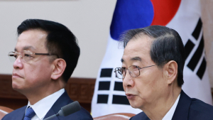 ‘마은혁 임명’ 압박 민주당…‘쌍탄핵’ 가능성엔 “지도부 차원서 검토 않는 듯”