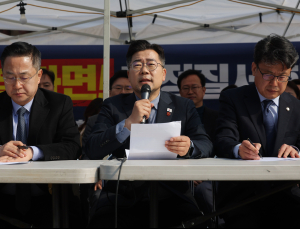 민주, 韓 ‘상법 개정안’ 거부권 행사에 “포기않고 완수하겠다”